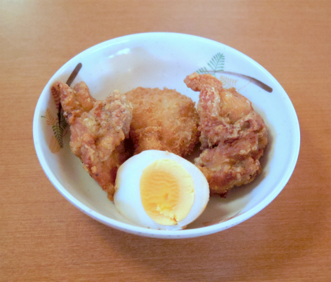 茨城県水戸市大塚町にある「王府　水戸店」食べ放題の鶏の唐揚げ