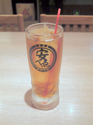 茨城県土浦市大和町にある居酒屋「大衆食堂 安べゑ 土浦駅前店」ウーロン茶