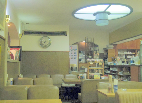 神奈川県横浜市中区大和町２丁目にある「レストラン北欧」店内