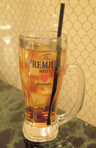 神奈川県横浜市中区本牧町２丁目にある焼肉、韓国料理店「焼肉 オセヨ」ウーロン茶