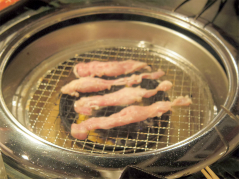 神奈川県横浜市中区本牧町２丁目にある焼肉、韓国料理店「焼肉 オセヨ」せせり