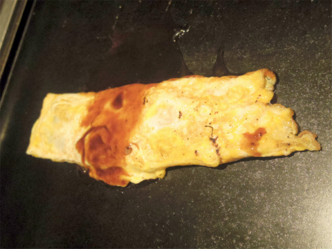 神奈川県横浜市中区山下町にあるお好み焼き、鉄板焼の「ひじてつ　HIJITTU　横浜元町店」とんぺい焼き