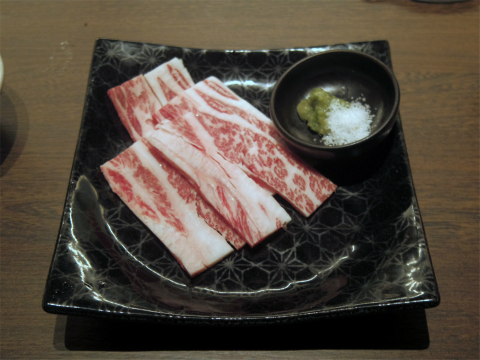 神奈川県横浜市西区北幸１丁目にある焼肉店「特急レーン　焼肉の和民　横浜店」食べ放題　極上Ａ5和牛コースの食べた肉