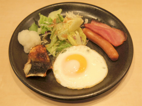 千葉県印旛郡酒々井町酒々井にあるファミリーレストラン「ガスト GUSTO　酒々井店」Lよりどりバランス朝定食