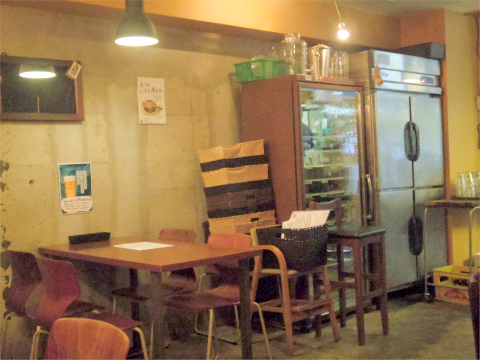 神奈川県横浜市戸塚区川上町にある 「イタリアン酒場bon」店内