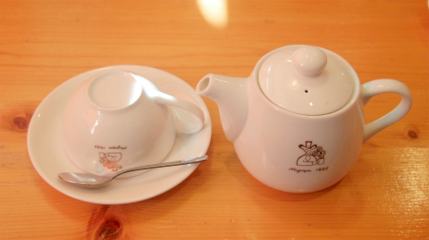 神奈川県横浜市中区元町3丁目にある喫茶店「コメダ珈琲店 横浜元町店」お伊勢さんの和紅茶「瑞」