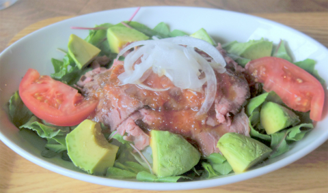 埼玉県越谷市東大沢３丁目にある 「Sampo Cafe　サンポ珈琲　北越谷店」ローストビーフ丼（日替わり珈琲付き）