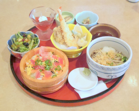 茨城県つくば市大曽根宿西にあるファミリーレストラン「すぎのや本陣 つくば大穂店」ひばり御膳