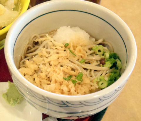 茨城県つくば市大曽根宿西にあるファミリーレストラン「すぎのや本陣 つくば大穂店」ひばり御膳