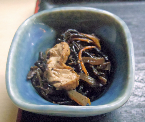 神奈川県横浜市神奈川区新子安1丁目にある魚介、海鮮料理、居酒屋「太公望 本館」まぐろづけ丼