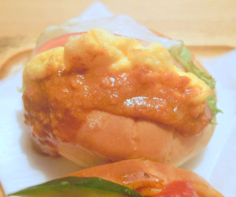 東京都台東区台東４丁目にある喫茶店「ファミリースナック ロッキー」サンドイッチセット