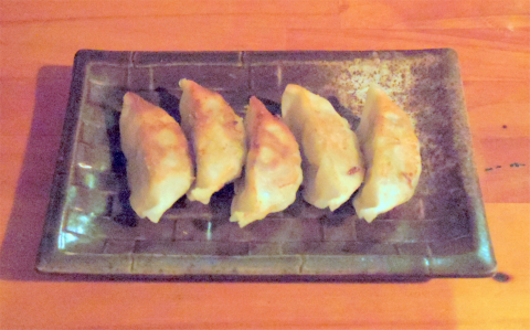 茨城県つくばみらい市陽光台４丁目にある居酒屋「お食事＆居酒屋 満福」餃子