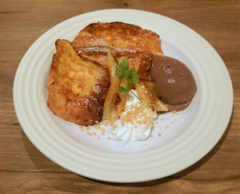 東京都練馬区光が丘5丁目にあるカフェ「Gelato&Caffe MAHORO 光が丘店」フレンチトースト バナナ×チョコジェラート