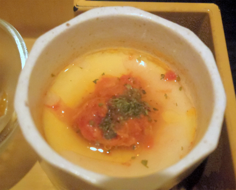 神奈川県横浜市神奈川区鶴屋町2丁目にあり居酒屋「完全個室 満月いぶき 横浜鶴屋町」お通し