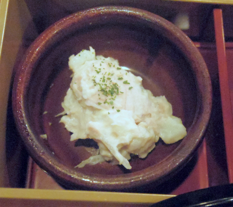 茨城県水戸市米沢町にある創作料理、居酒屋の「うまいもの工房 加護や　フォレスト店」小鉢３点