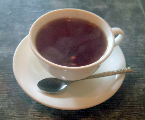 兵庫県明石市朝霧南町２丁目にある喫茶店「COFFEE SPOT CAT'S （キャッツ）」アップルティー