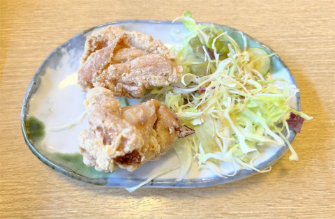 群馬県館林市栄町にある鮨店「鮨大将」ランチセットのトッピングの鳥の唐揚