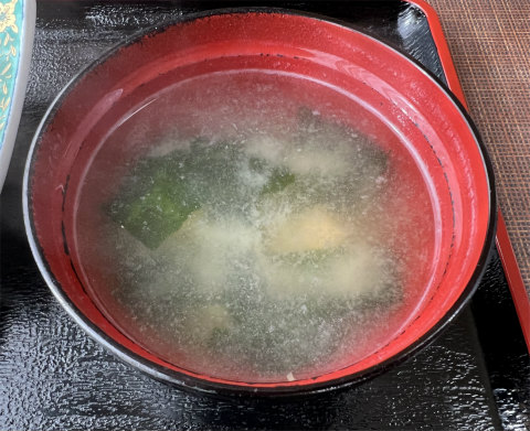 茨城県鉾田市田崎にある食堂「松竹亭」刺身定食