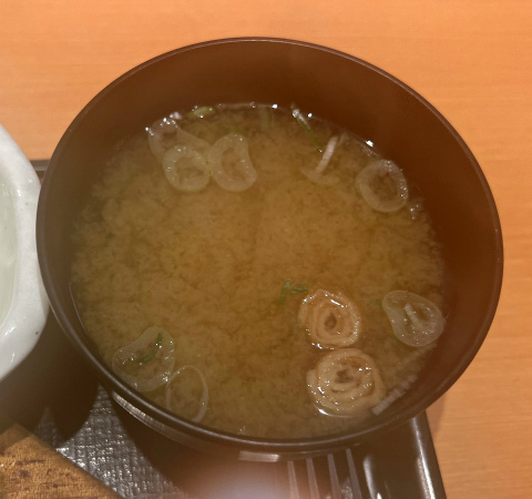 茨城県石岡市東光台3丁目にある「とんかつや漫遊亭 石岡東光台店」漫遊ステーキセット(1ポンド)