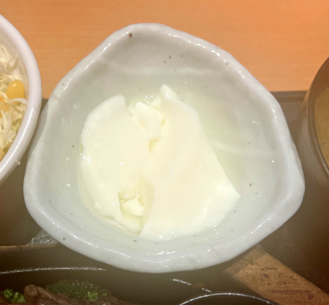 茨城県石岡市東光台3丁目にある「とんかつや漫遊亭 石岡東光台店」漫遊ステーキセット(1ポンド)