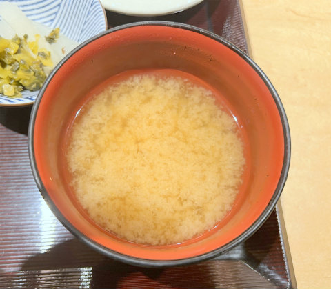 神奈川県横浜市中区相生町4丁目にある「とんかつ 神楽坂 さくら 馬車道店」厚切とんかつ 林SPF 肉厚ロースかつ定食