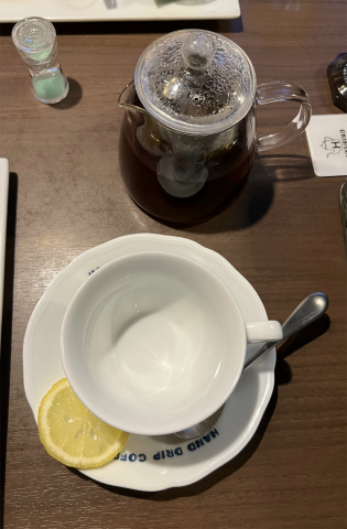 埼玉県所沢市日吉町にある喫茶店「HOSHINO COFFEE　星乃珈琲店　所沢プロペ通り店」星乃ブレンドティー（レモン）