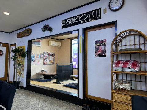 茨城県桜川市真壁町古城にある「焼肉レストラン一喜」店内