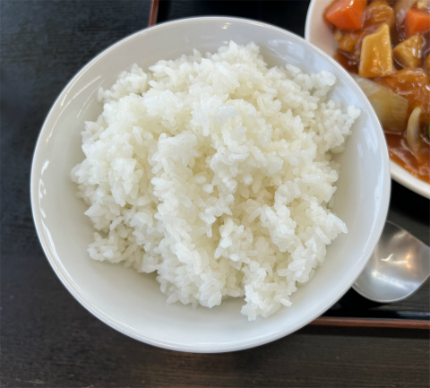 埼玉県所沢市西狭山ケ丘1丁目にある中華料理店「南京亭 狭山ヶ丘店」酢豚定食
