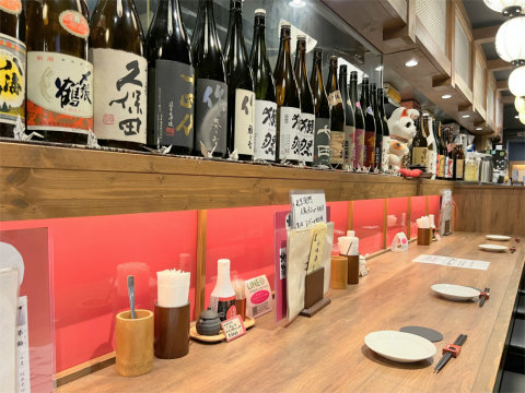 千葉県成田市花崎町にある居酒屋「備長炭焼 七左衛門 成田店」店内