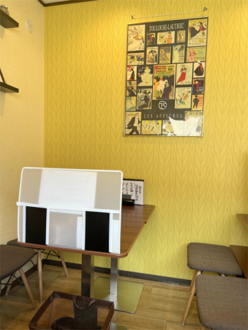 千葉県鎌ケ谷市東道野辺6丁目にあるイタリアンのお店「生パスタ専門店 もっちりーの」店内