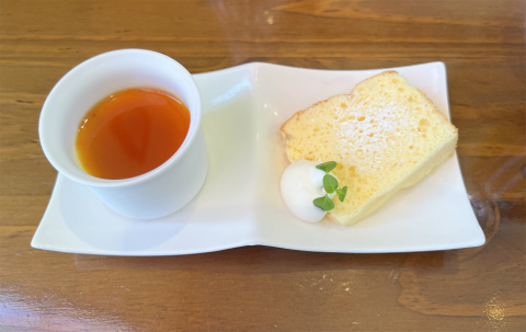 千葉県鎌ケ谷市東道野辺6丁目にあるイタリアンのお店「生パスタ専門店 もっちりーの」手作りデザート2種盛