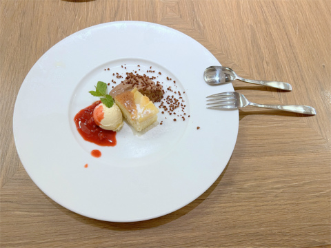 埼玉県所沢市くすのき台1丁目にあるイタリアンのお店「北海道イタリアン Mia Bocca(ミア・ボッカ) グランエミオ所沢店」今月のドルチェセット