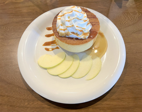 茨城県桜川市真壁町真壁にあるカフェ「旅人 cafe TOY BOX」ビーフシチューセットのパンケーキ