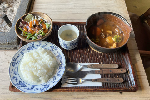 茨城県つくば市臼井にある焼肉、ステーキ、しゃぶしゃぶ、すき焼き「筑波山 常陸牛料理 ひたち野」ビーフシチューセット