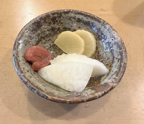 東京都町田市森野6丁目にある鮨店「江戸前鮨一」お新香