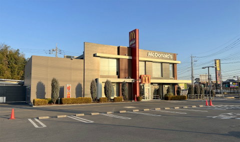 茨城県下妻市下妻戊にあるハンバーガーのお店「McDonald's マクドナルド 125下妻店」外観