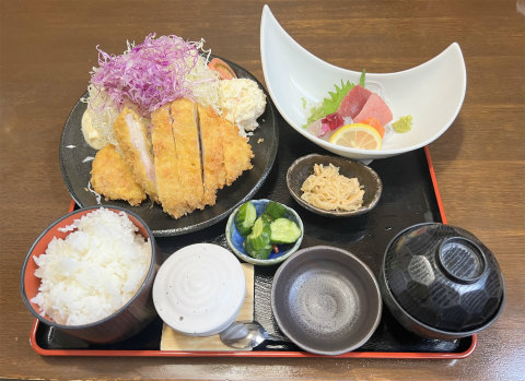 茨城県つくばみらい市細代にある魚介、海鮮料理のお店「小名浜」ぜいたく御膳