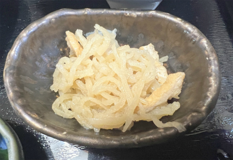 茨城県つくばみらい市細代にある魚介、海鮮料理のお店「小名浜」ぜいたく御膳の小鉢