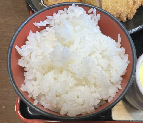 茨城県つくばみらい市細代にある魚介、海鮮料理のお店「小名浜」ぜいたく御膳のご飯