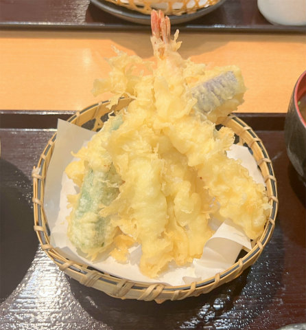 埼玉県越谷市レイクタウン3丁目にある天ぷらのお店「日本橋 からり イオンレイクタウンmori店」