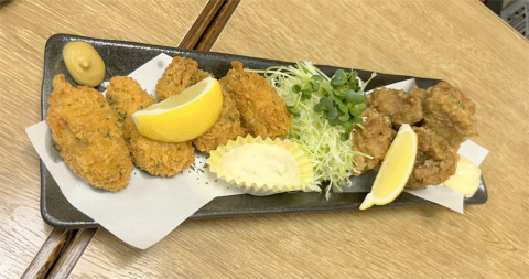 東京都港区新橋2丁目にある居酒屋「ひょっとこ 新橋店」カキフライとなんこつ揚
