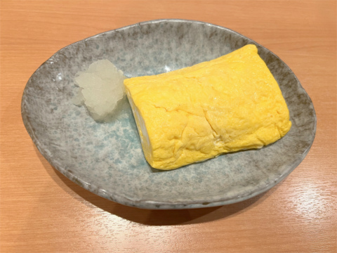 東京都葛飾区青戸3丁目にある居酒屋「炭火串焼 八剣伝 京成青砥店」だしまき