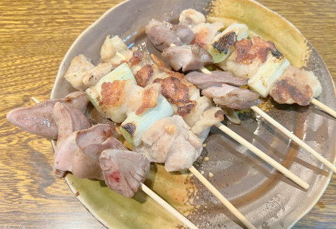 茨城県常総市水海道宝町にある「居酒屋 酔処 竹」焼鳥5本盛り