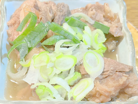茨城県常総市水海道宝町にある「居酒屋 酔処 竹」牛スジ煮込み