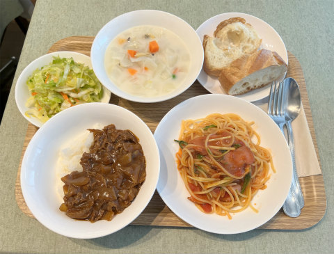 神奈川県横浜市神奈川区青木町にある洋食、パスタの「café restaurant Marché マルシェ」今日のランチセット(3種類)