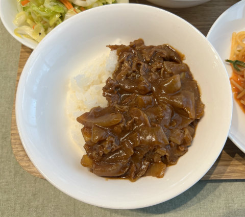 神奈川県横浜市神奈川区青木町にある洋食、パスタの「café restaurant Marché マルシェ」今日のランチセット(3種類)のハヤシライス
