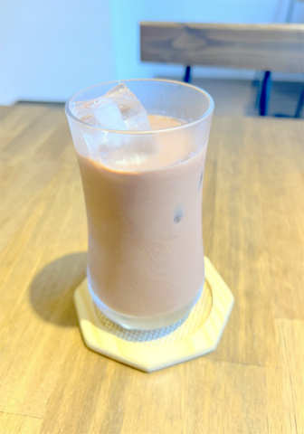 神奈川県横浜市神奈川区白楽にあるカフェ「Cafe G (カフェ ジー)」アイスココア