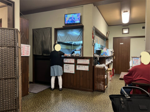 茨城県取手市本郷5丁目にある定食、食堂の「お食事処 ふる川」店内
