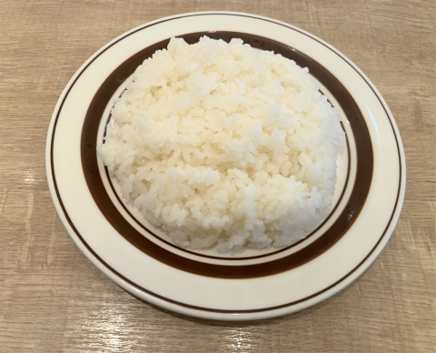 神奈川県横浜市西区みなとみらい3丁目にある洋食店「洋食 浅草 Kitchen Omiya(キッチンオオミヤ) MARK IS みなとみらい店」Bセットのライス