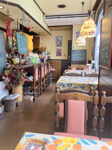 東京都世田谷区瀬田4丁目にあるイタリアンのお店「ANGELO アンジェロ」店内